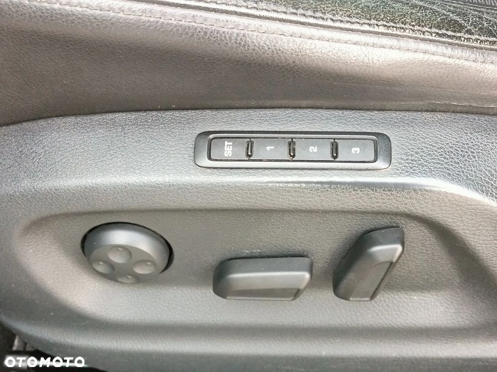 Volkswagen Tiguan 2,0 TSI OPF 4Motion DSG R-Line - 9