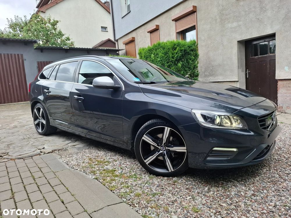 Volvo V60 D4 Geartronic RDesign - 27