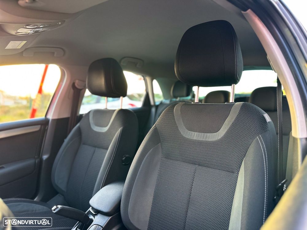 Citroën C4 1.6 BlueHDi Feel EAT6 - 15