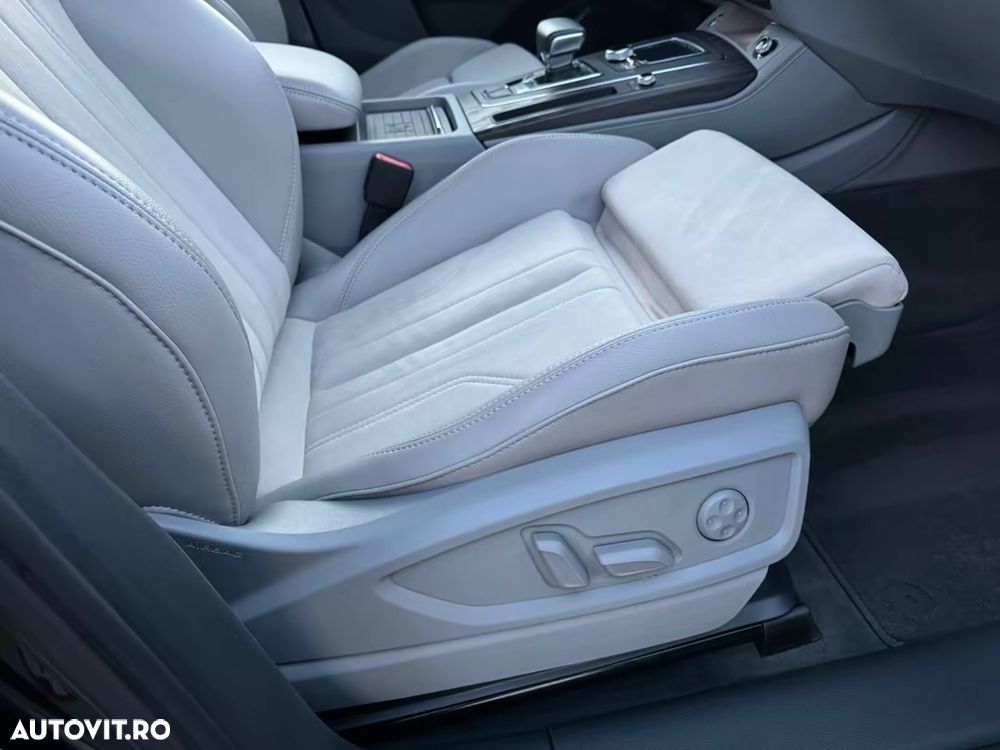 Audi Q5 55 TFSI e quattro S tronic PHEV S Line - 6