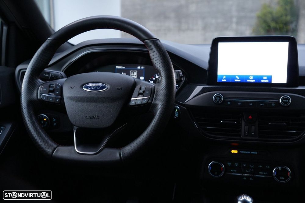 Ford Focus 1.0 EcoBoost MHEV ST-Line - 10