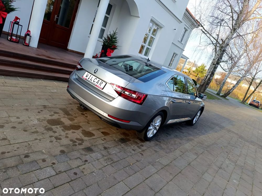 Skoda Superb 1.4 TSI ACT DSG Ambition - 16