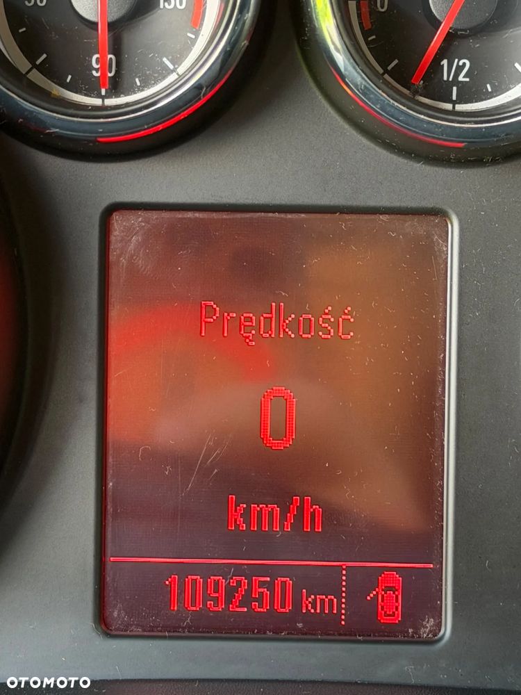 Opel Astra 1.4 T EU6 - 12