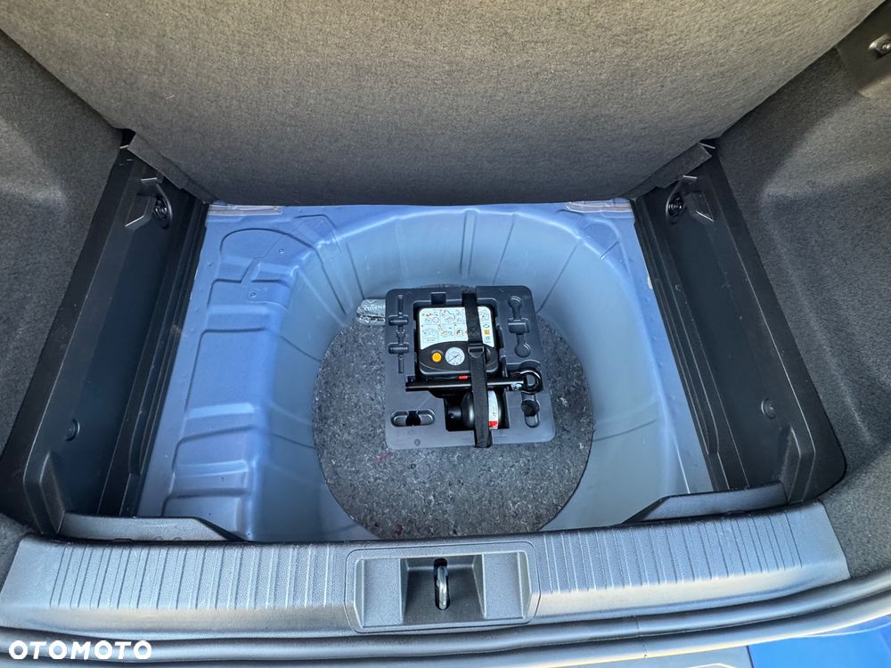 Renault Captur 1.3 TCe mHEV Intens EDC - 20