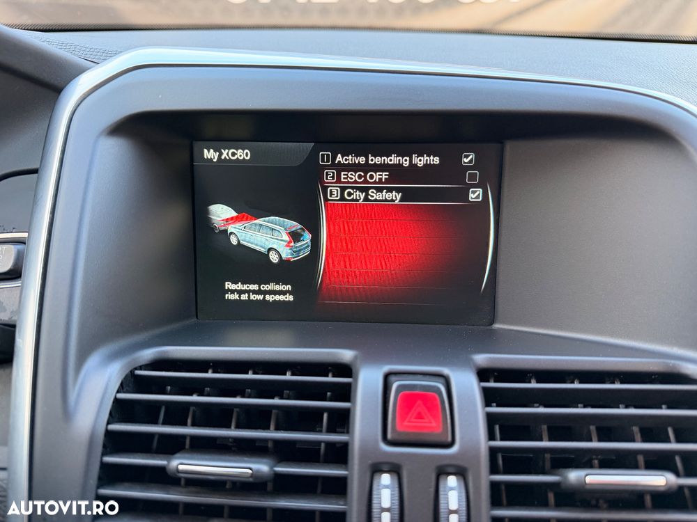 Volvo XC 60 D4 Ocean Race - 28