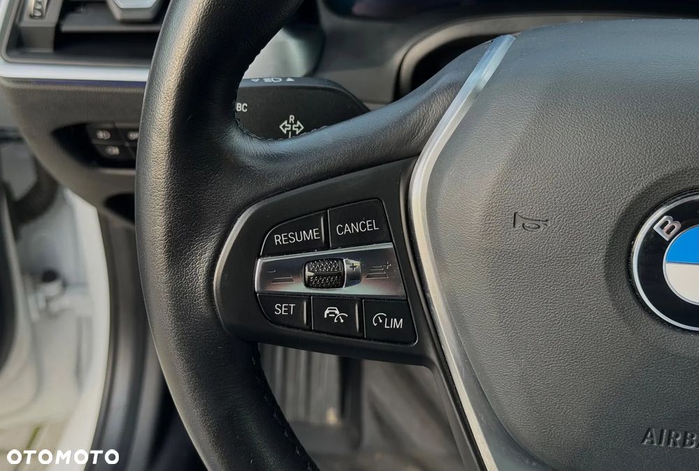 BMW Seria 3 320d xDrive Luxury Line - 8