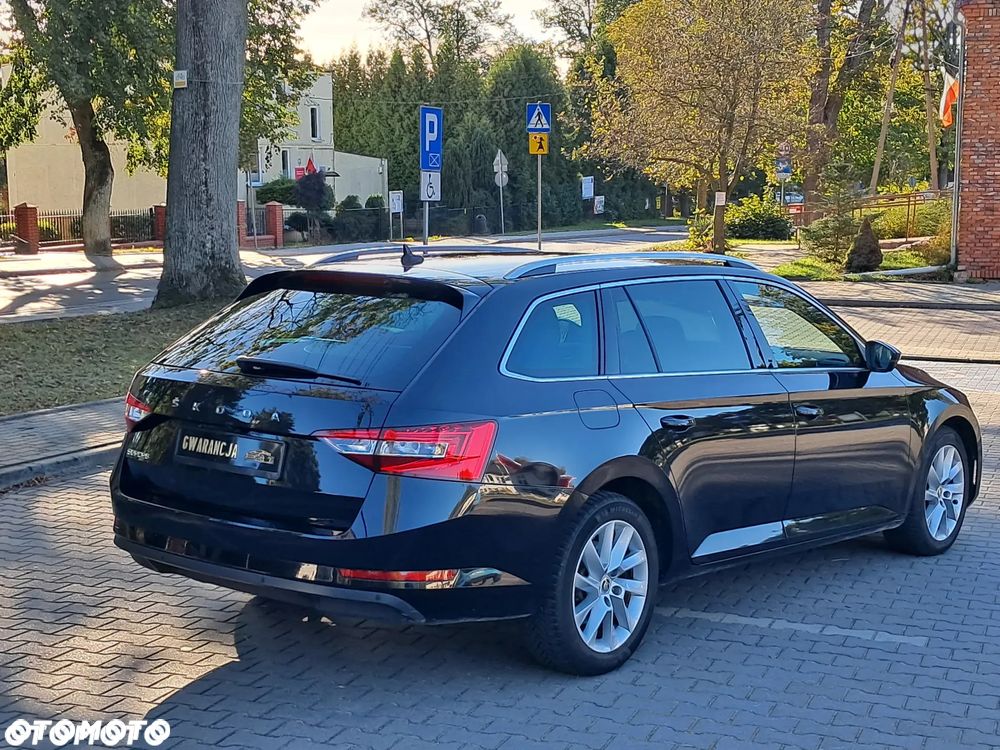 Skoda Superb 2.0 TDI DSG Ambition - 10