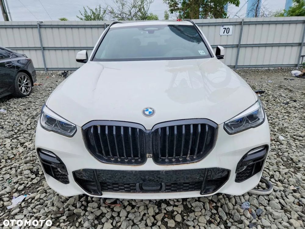 BMW X5 2021 photo 3