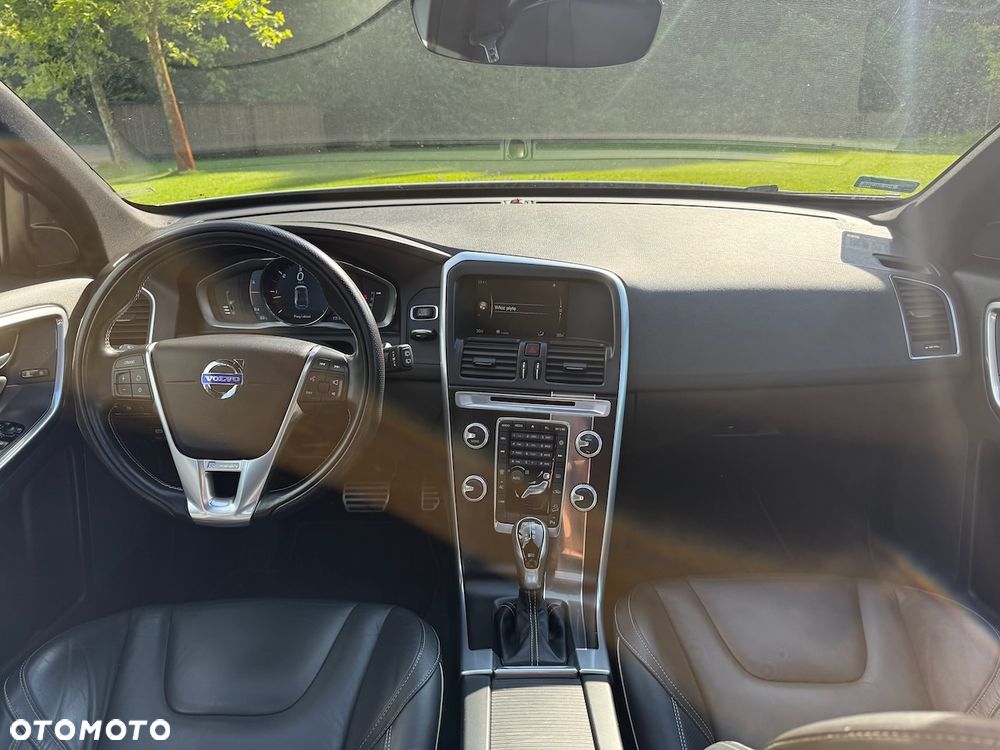 Volvo XC 60 D5 AWD Summum - 32