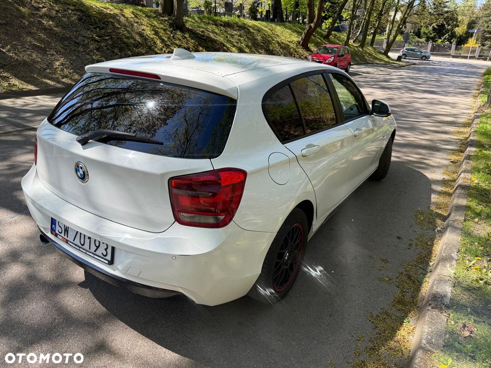 BMW Seria 1 118i Sport Line - 9