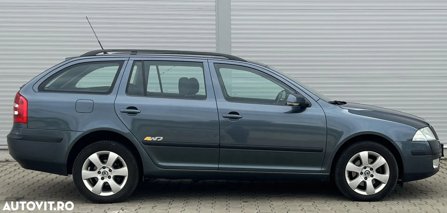 Skoda Octavia Combi 1.9TDI 4x4 Ambiente - 3