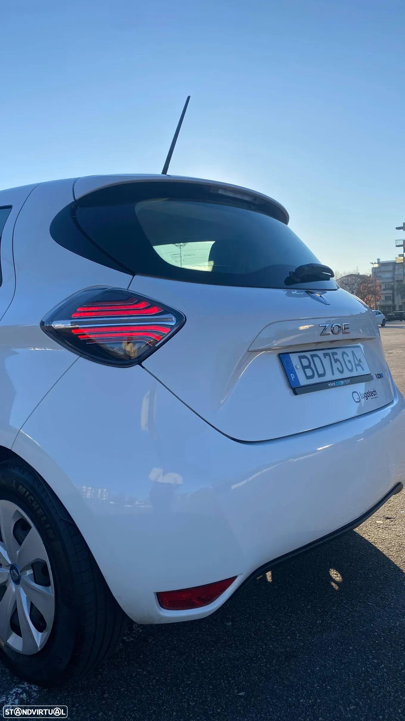 Renault Zoe (c/ Bateria) Limited 50 - 21