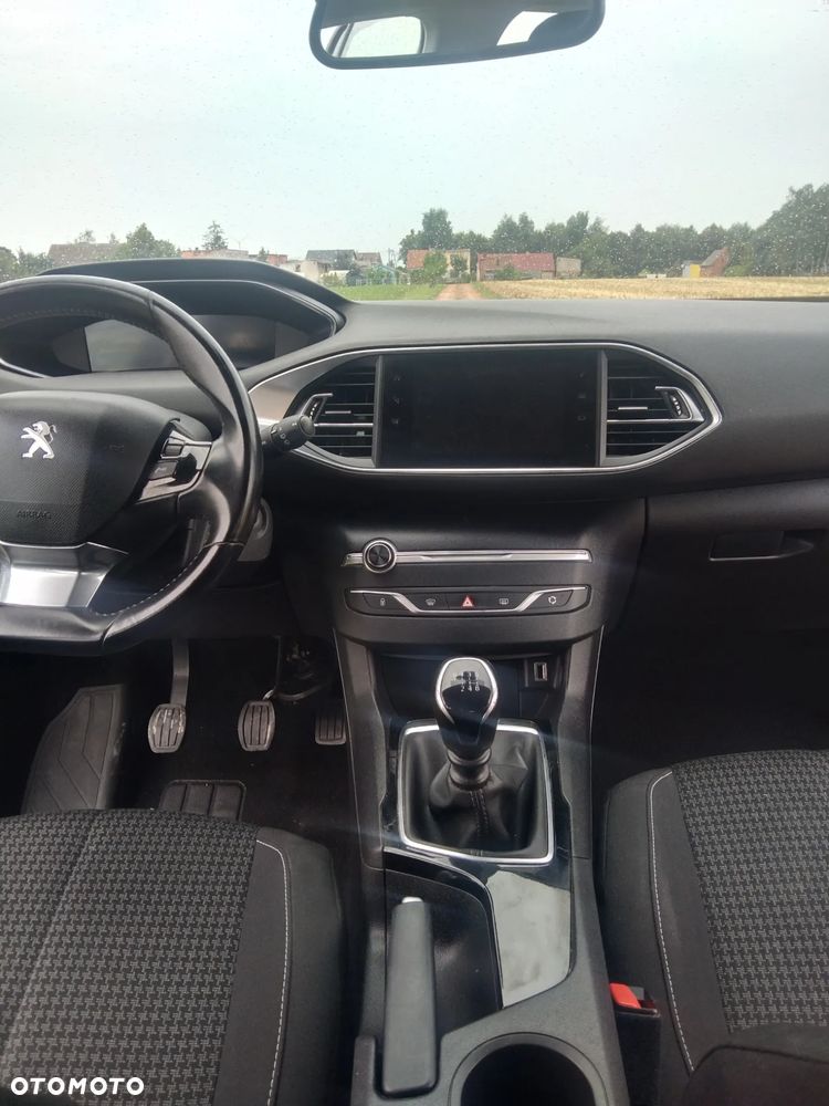 Peugeot 308 BlueHDi 130 Stop & Start Active - 11