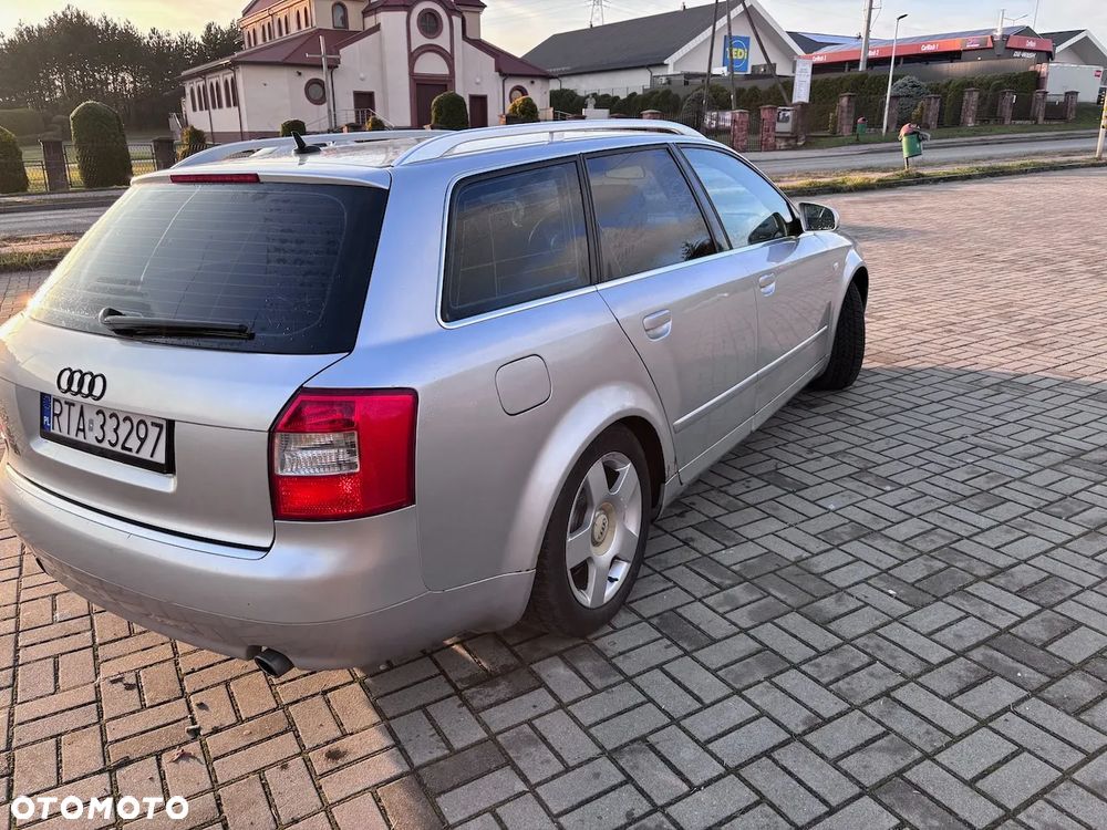Audi A4 Avant 1.8T Quattro - 5
