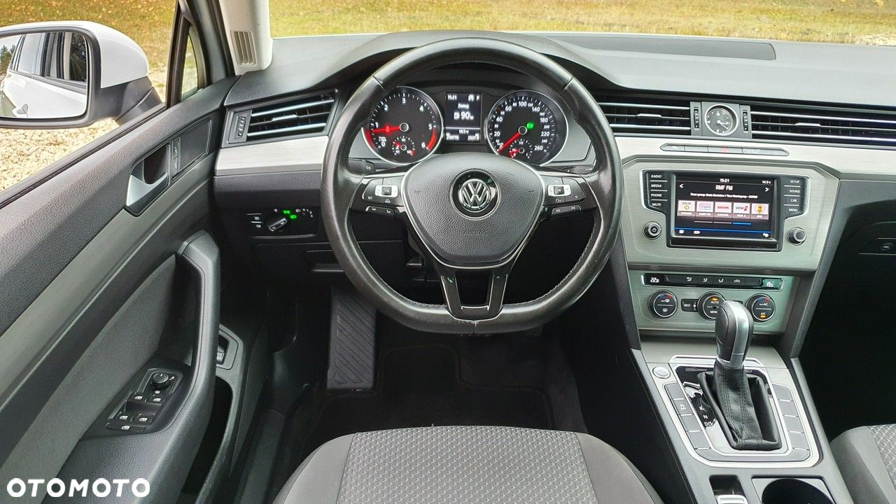 Volkswagen Passat Variant 2.0 TDI DSG (BlueMotion Technology) Trendline - 18