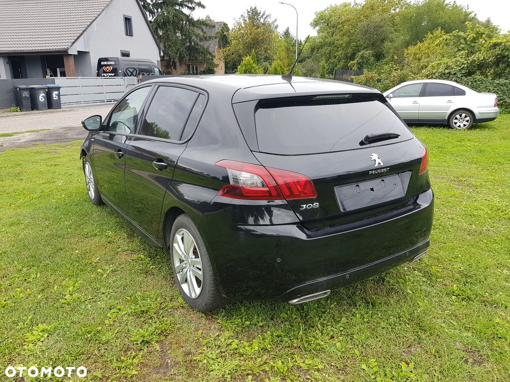 Peugeot 308 PureTech 110 Stop & Start Style - 4