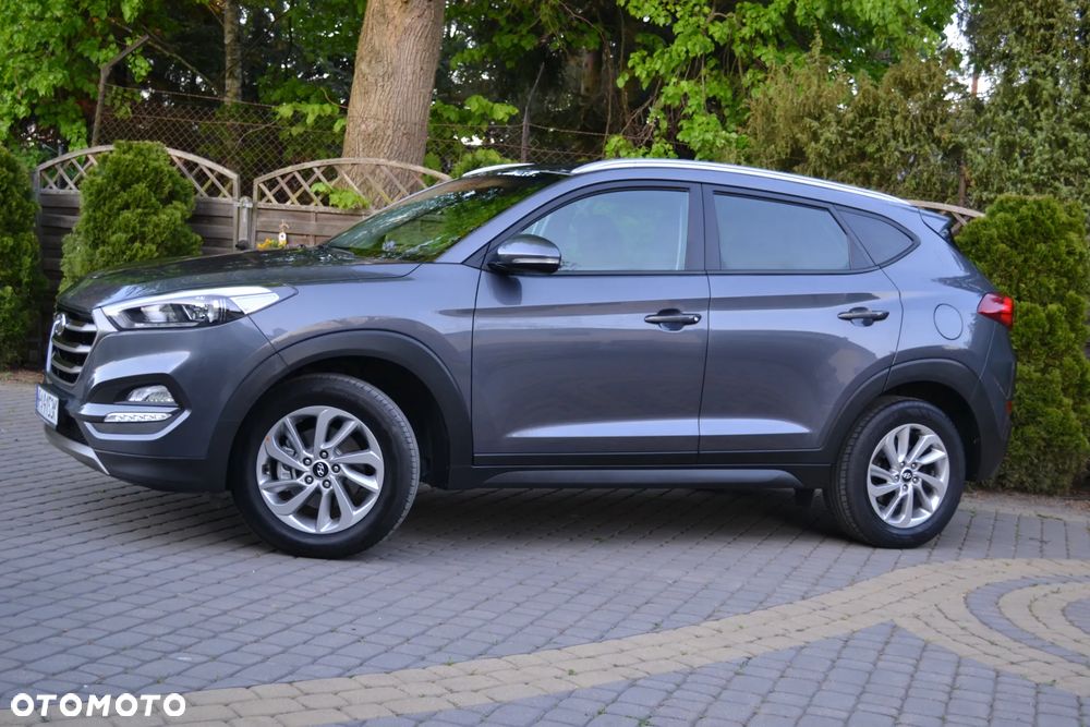 Hyundai Tucson 2.0 CRDI BlueDrive Comfort 2WD - 12
