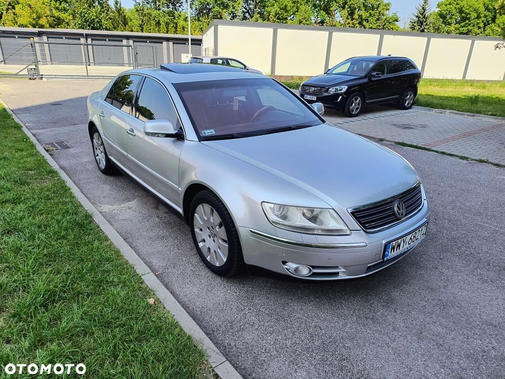 Volkswagen Phaeton - 2