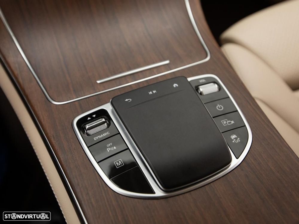 Mercedes-Benz GLC 300 e Coupé 4Matic - 26