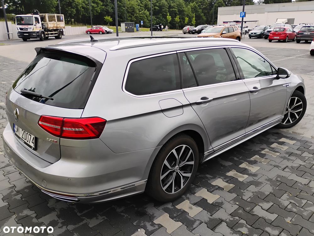 Volkswagen Passat 2.0 TDI BMT Highline - 22