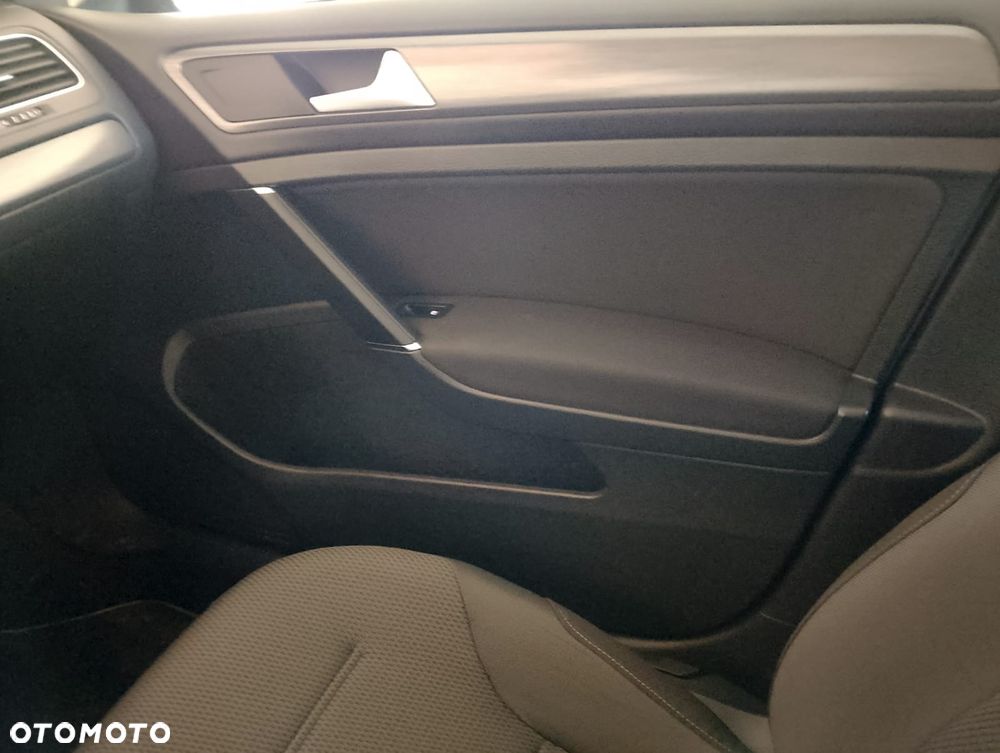 Volkswagen Golf 1.5 TSI ACT OPF DSG Comfortline - 17