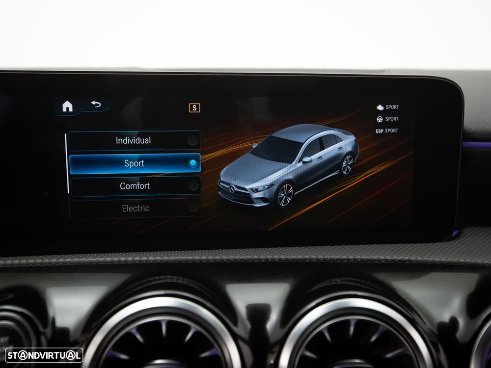 Mercedes-Benz A 250 Limousine - 28