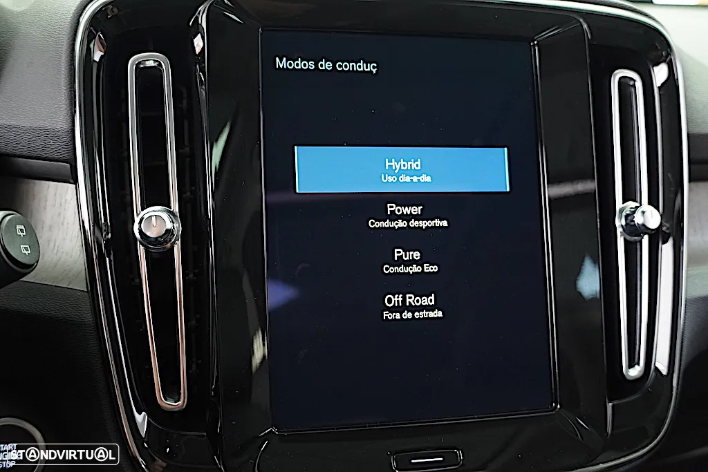 Volvo XC 40 1.5 T5 PHEV Inscription - 24