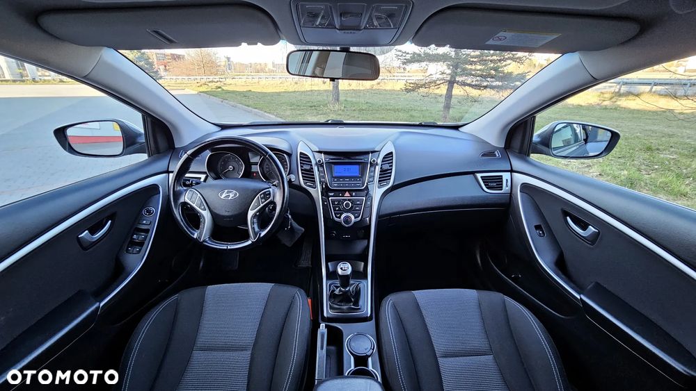 Hyundai i30 1.6 GDI BlueDrive Classic + - 35