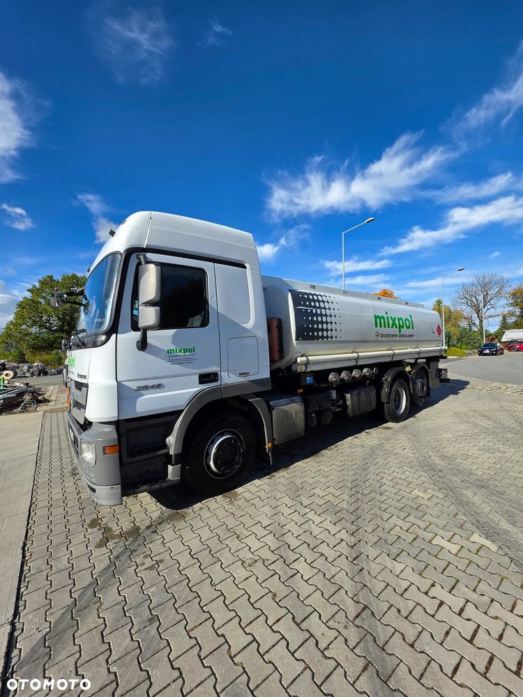 Mercedes-Benz ACTROS 2548L - 12