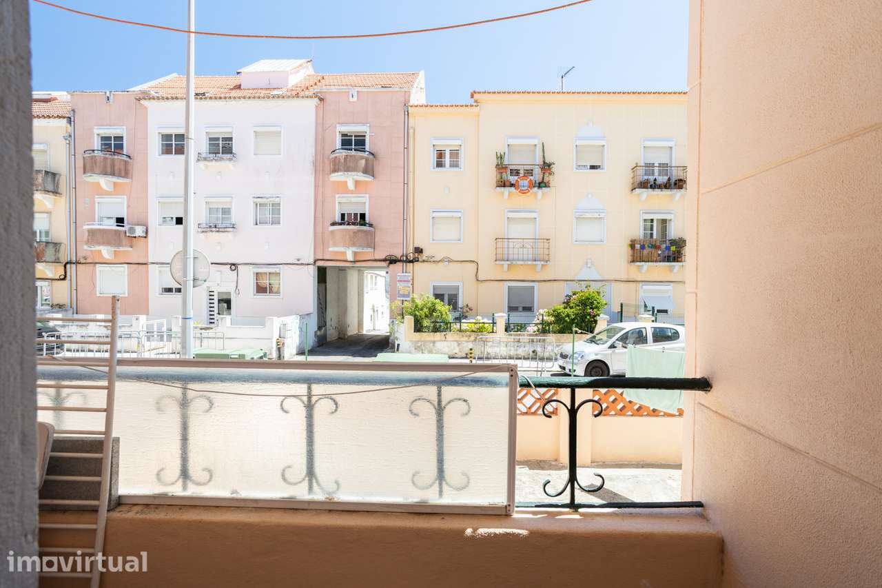 Apartamento T2 Almada - Grande imagem: 2/18
