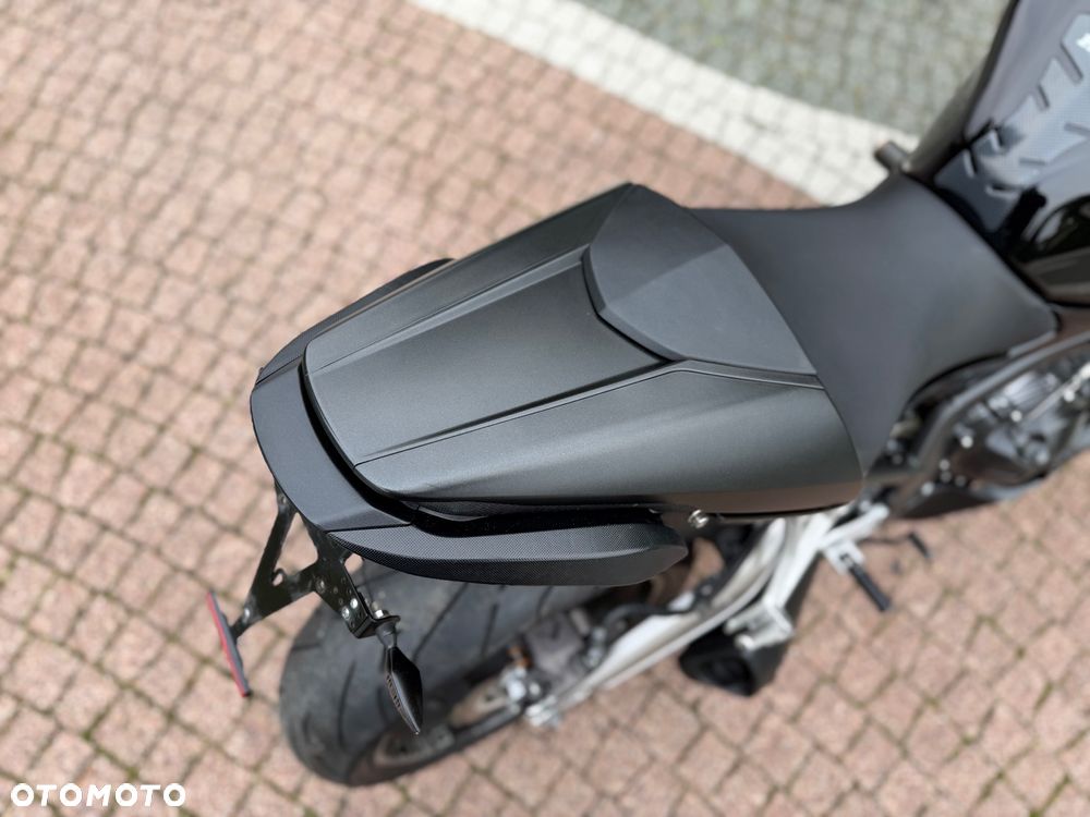 Honda CBR - 13