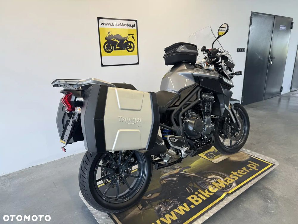 Triumph Tiger - 5