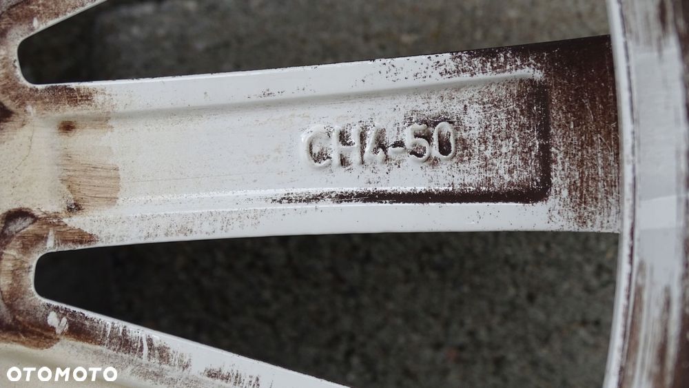 renault twingo iii - felga 6jx16 4x100 et50 - 9