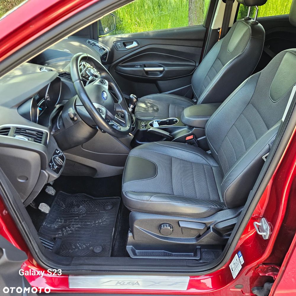 Ford Kuga 1.5 EcoBoost 2x4 Titanium - 15