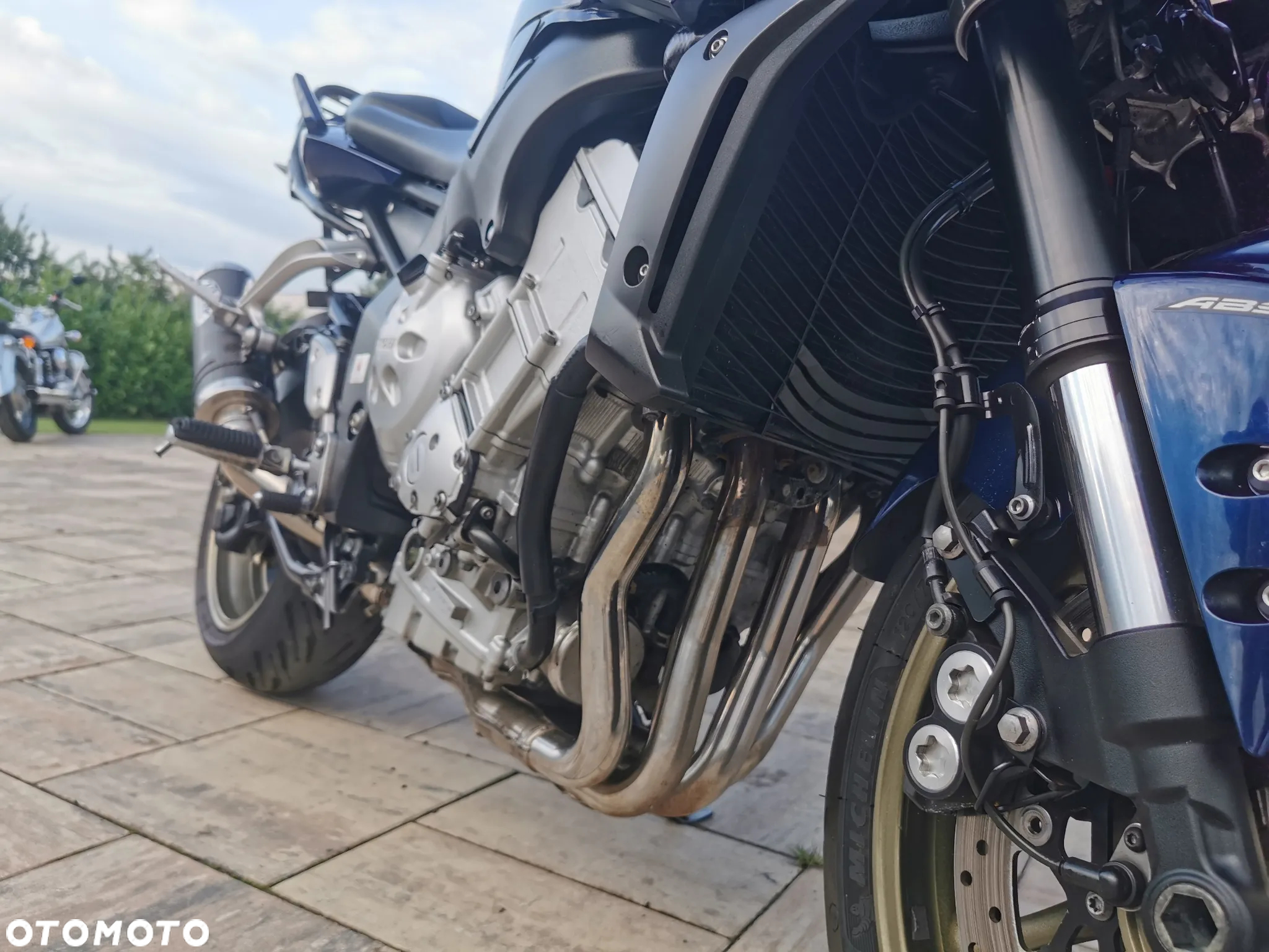 Yamaha FZ - 28