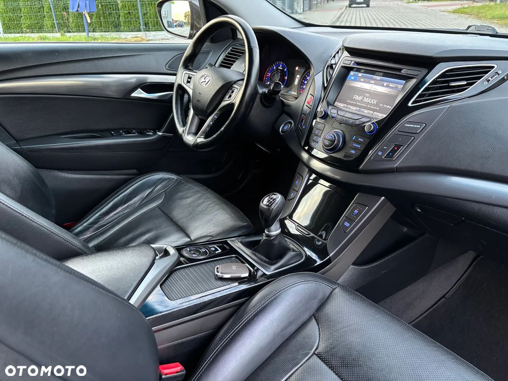Hyundai i40 Kombi 1.7 CRDi Premium - 7