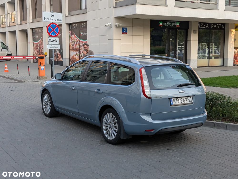 Ford Focus 1.6 Ambiente - 3
