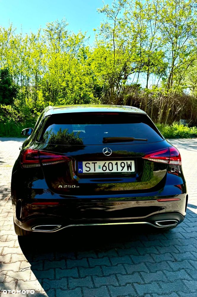 Mercedes-Benz Klasa A 250 E AMG Line 8G-DCT - 5