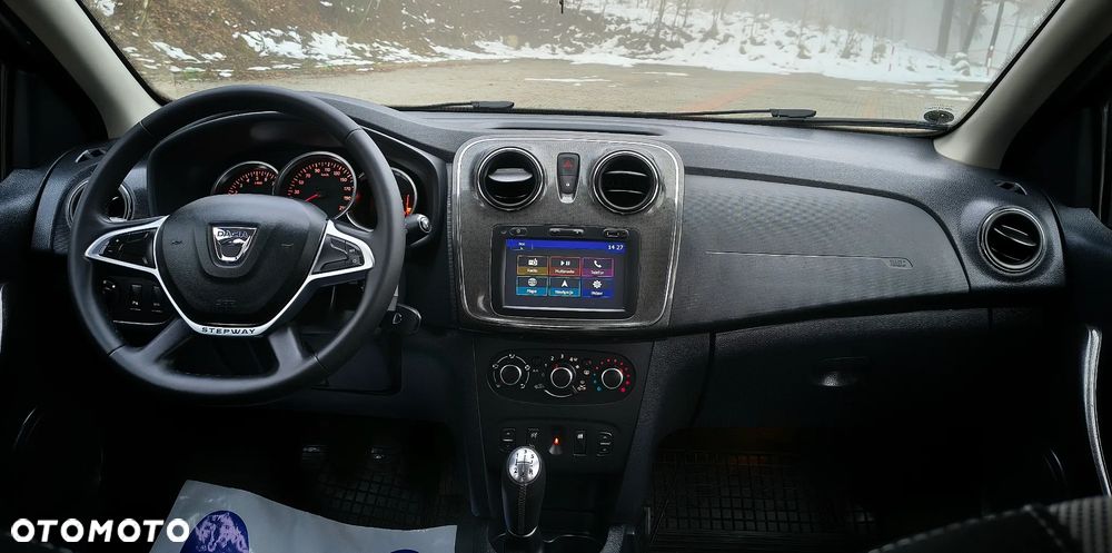 Dacia Sandero Stepway - 12