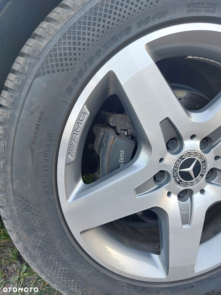 Mercedes-Benz GLA 180 d 7G-DCT AMG Line - 15