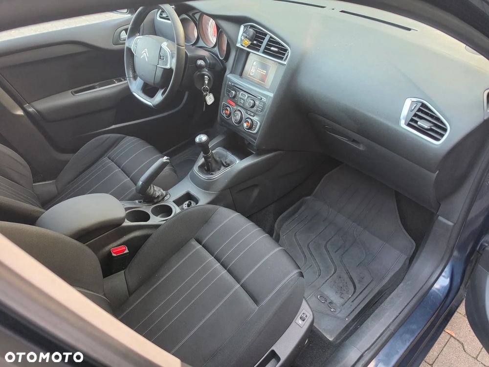 Citroen C4 2015 photo 4