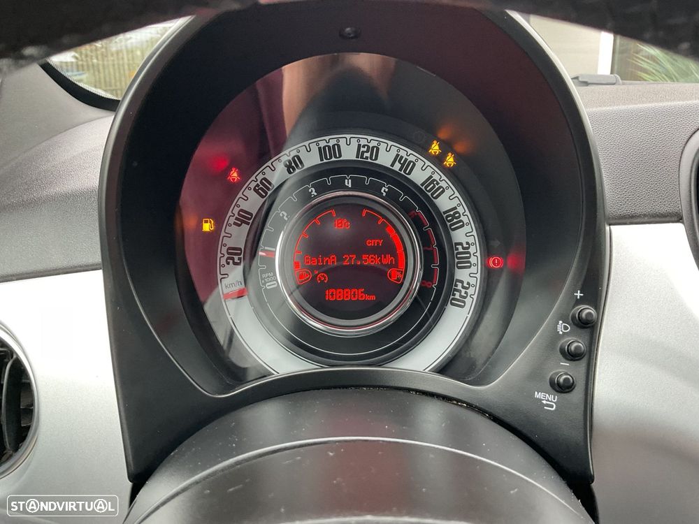 Fiat 500C 1.0 Hybrid Connect - 23