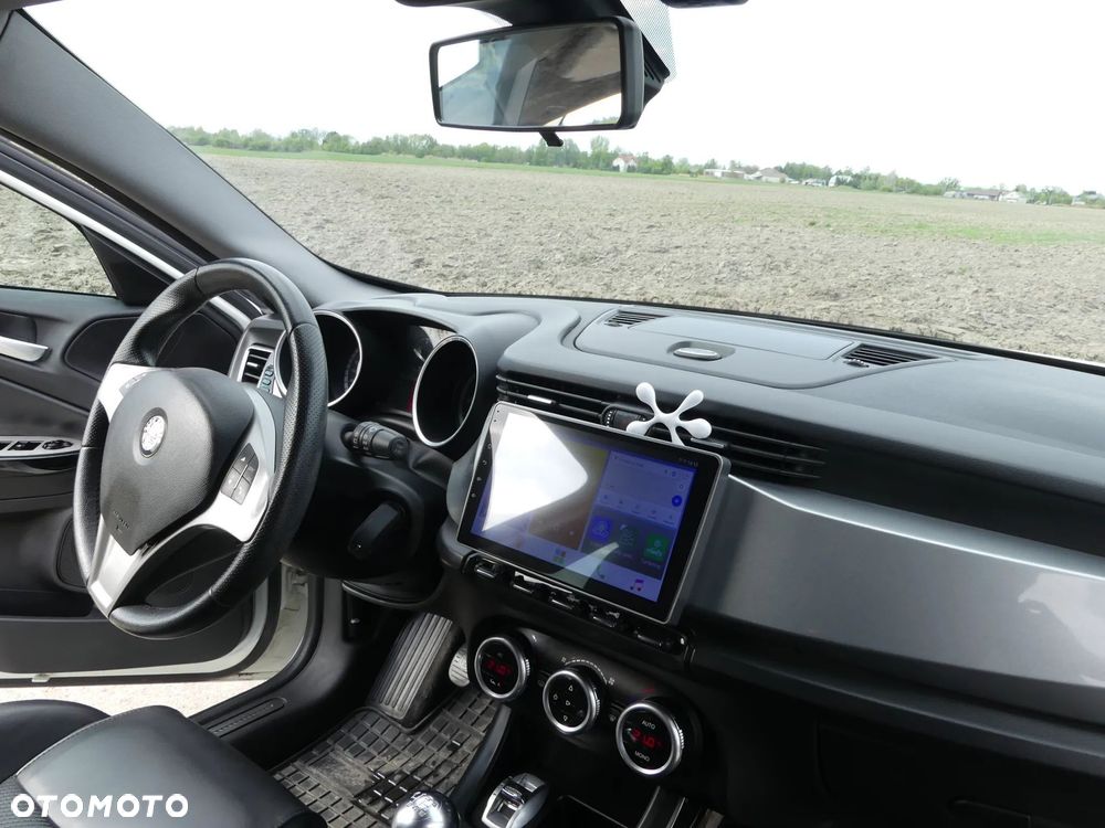 Alfa Romeo Giulietta 1.6 JTDM 16V - 9