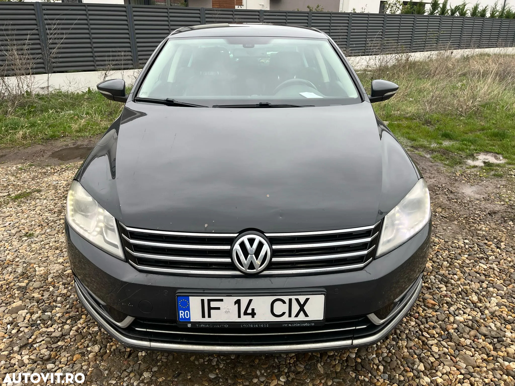 Volkswagen Passat Variant 2.0 TDI BlueMotion Technology Highline - 12