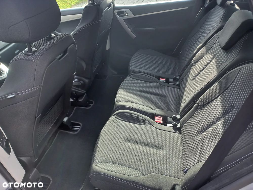 Citroën C4 Picasso 2.0 HDi FAP Exclusive - 23