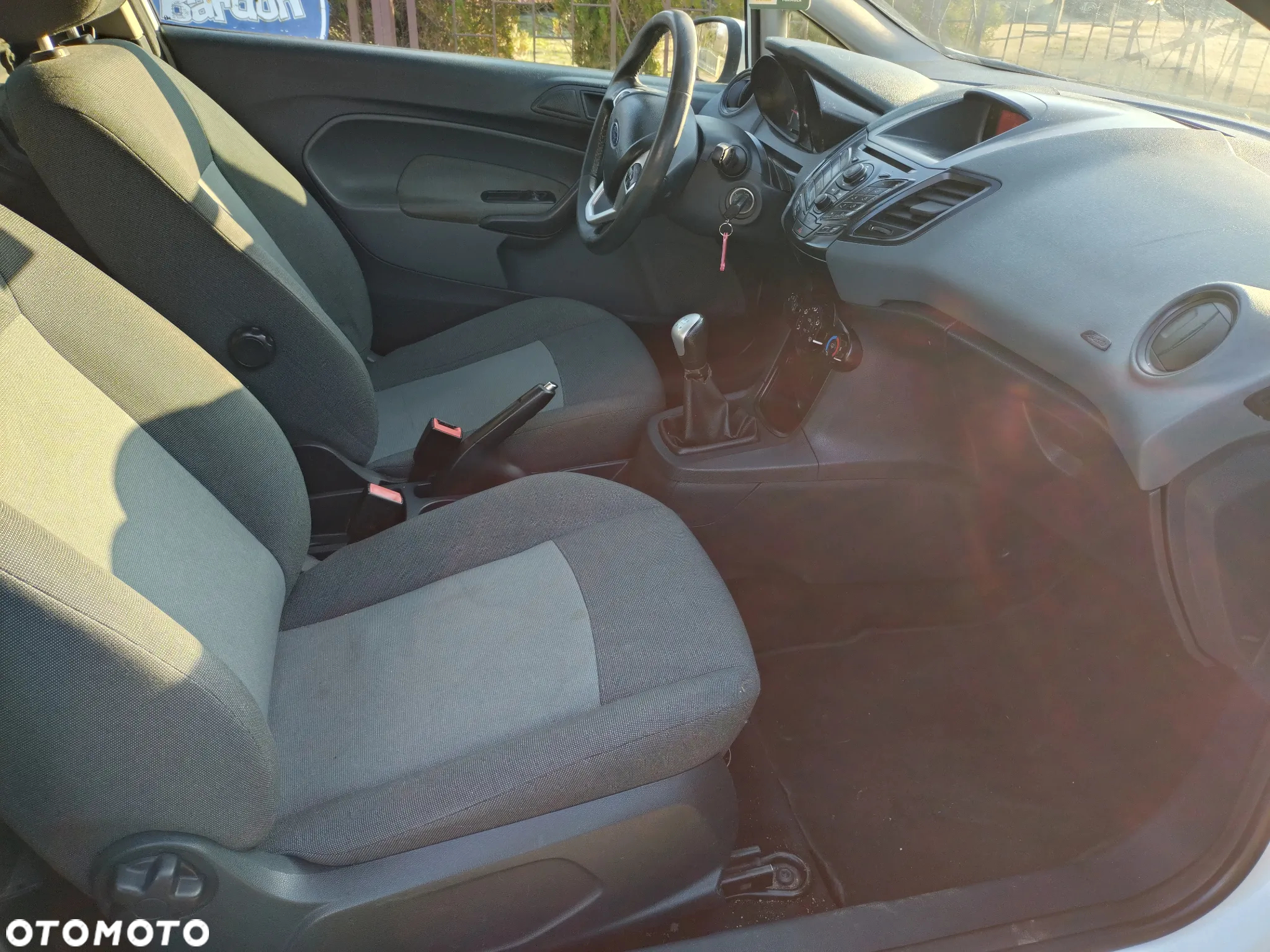 Ford Fiesta - 9