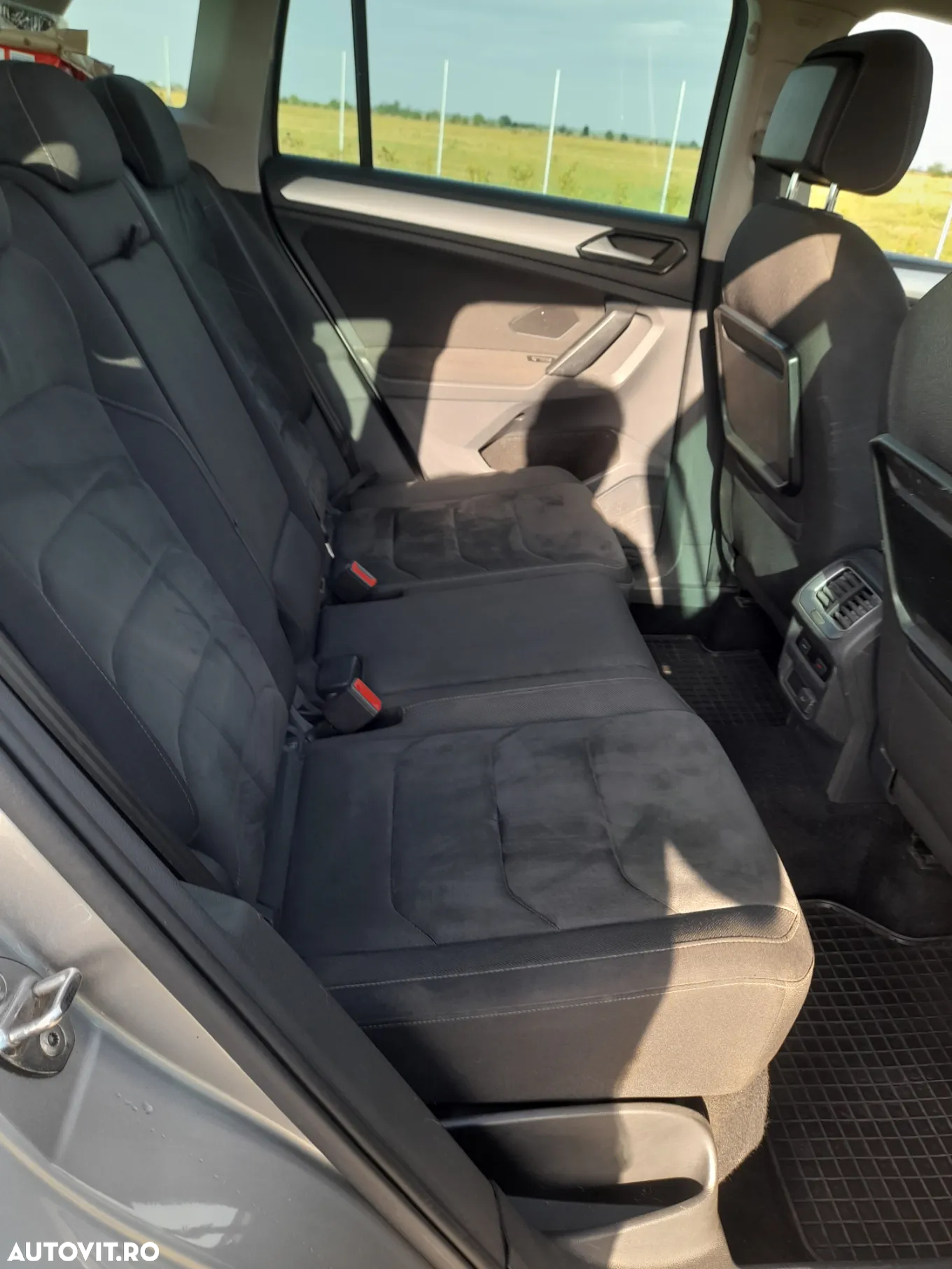 Volkswagen Tiguan 2.0 TDI DPF Trendline - 14