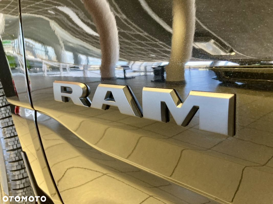 RAM 1500 - 19