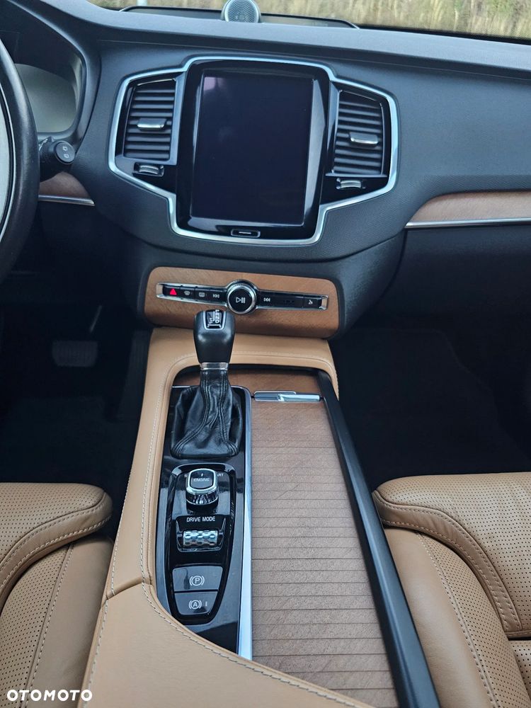 Volvo XC 90 D5 AWD Geartronic Inscription - 23