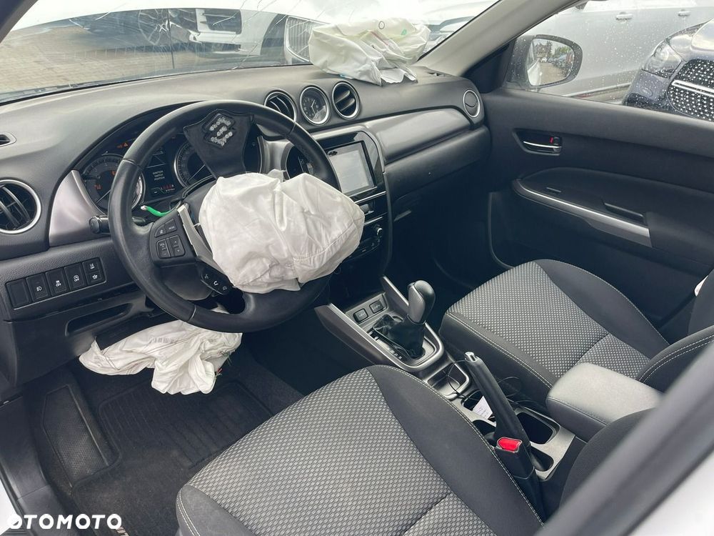 Suzuki Vitara 1.4 Boosterjet Hybrid Automatik Comfort - 6
